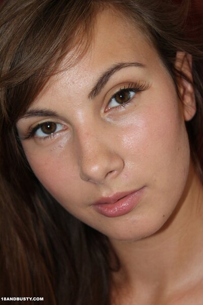 Busty Connie Carter - photo 06