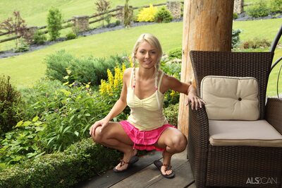 Pinky June Flip Flops - photo 11