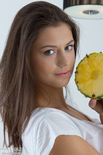 Barbie Tropical Fresh By Amour Angels - photo 01