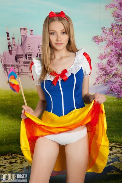 Amour Angels Presenting Kirby - photo 01