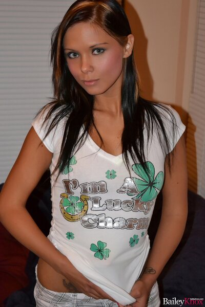 Bailey Knox and her lucky charms - photo 02