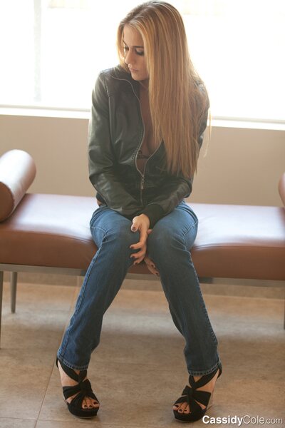 Cassidy Cole blue jeans - photo 10