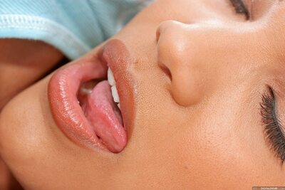 Stunning Adriana Sage - photo 03