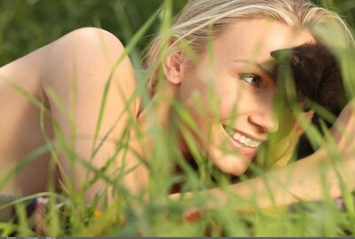 Lizzy Merova with animals - photo 05
