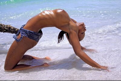 Super hot Tierra from Domai - photo 18