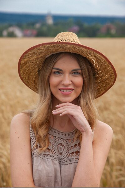 Sunlit Rural Field Poses With Summer Breeze And Soft Victoria Kruzz - photo 05