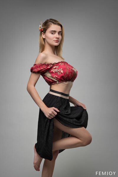 Marria Leeah Caramba By Femjoy - photo 00