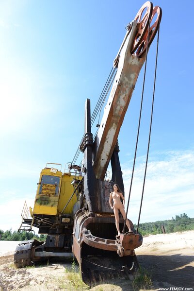 Medina U at work - photo 14