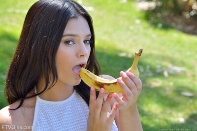 Violet A Big Phallic Picnic By FTV Girls - photo 07