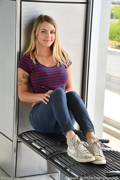 Gabbie Fun Loving Intro By FTV Girls - photo 02
