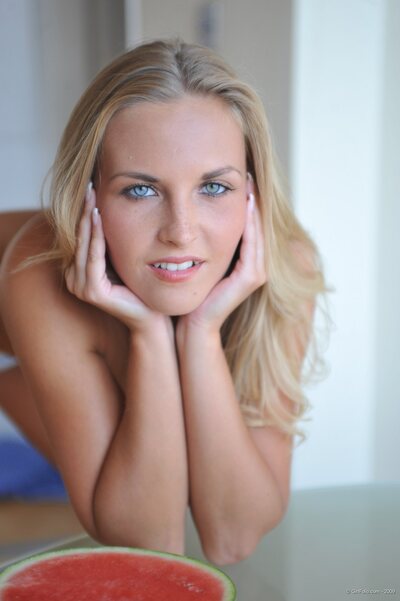 Chikita by Girlfolio - photo 08