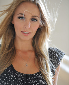 Hayley-Marie Coppin Getting Hot
