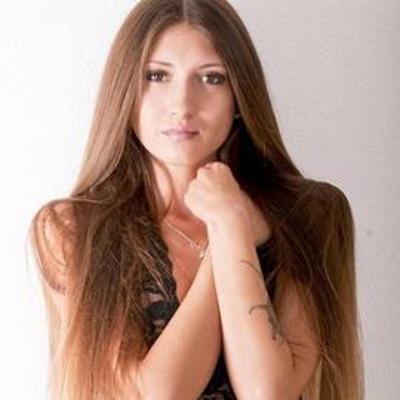 Emilia Sky profile picture