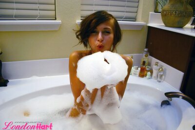 Meet London Hart - photo 02