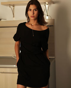 Rise Menoi By Met Art