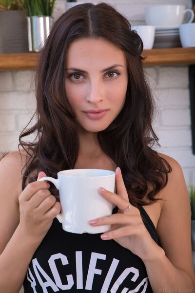 Jasmine Jazz Pacifico By Met Art - photo 00