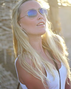 Liza B Kissed By The Sun By Met Art