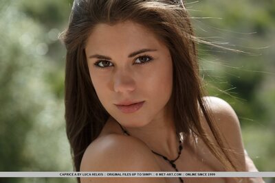 Little Caprice nice view - photo 02