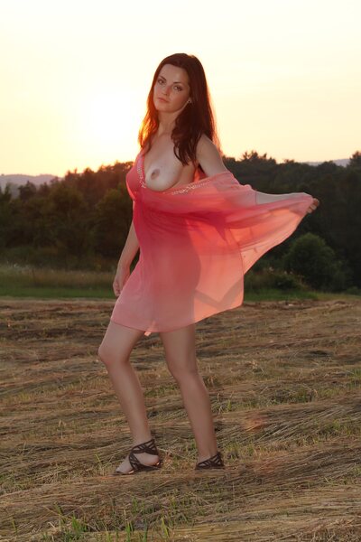 Met Art Presenting Lucie - photo 05