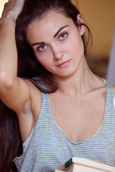 Onorin Ramla By Met Art - photo 00