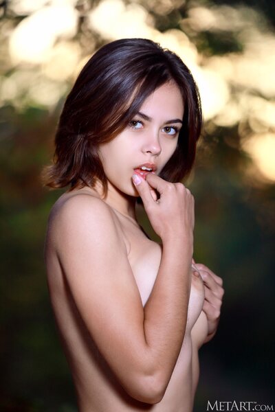 Dzhili Grow Out By Met Art - photo 07