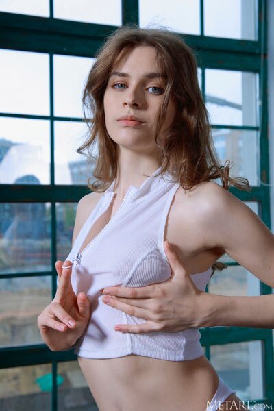 Olivia Lust Watch Me Now By Met Art - photo 01