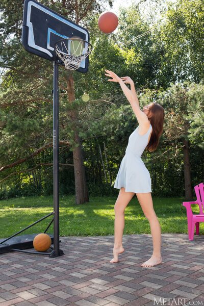 Shawni Time To Play By Met Art - photo 01