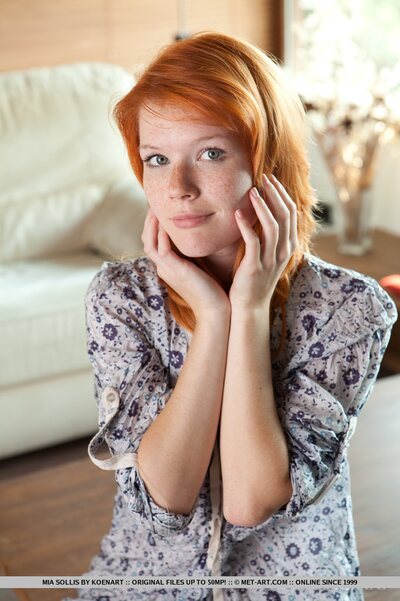 Adorable Mia Sollis - photo 01