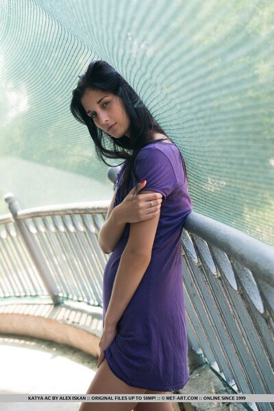 Hot brunette Katya Ac - photo 02