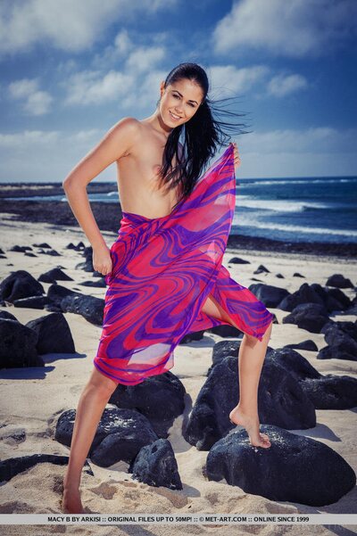Erotic model Macy B - photo 13
