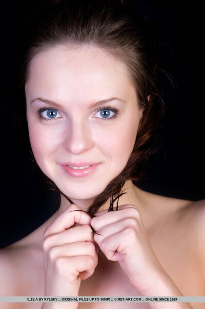 Met Model Ilze A - photo 06