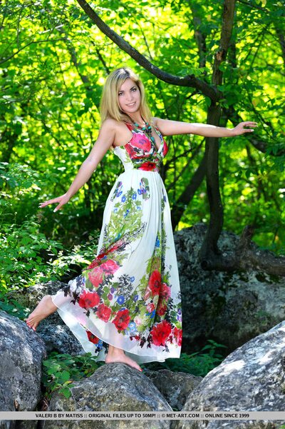 Valeri B nude - photo 06