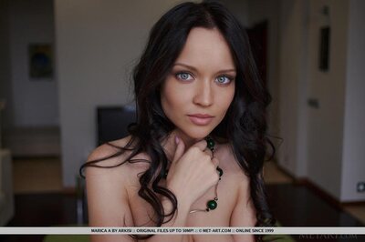 Marica A on green - photo 11
