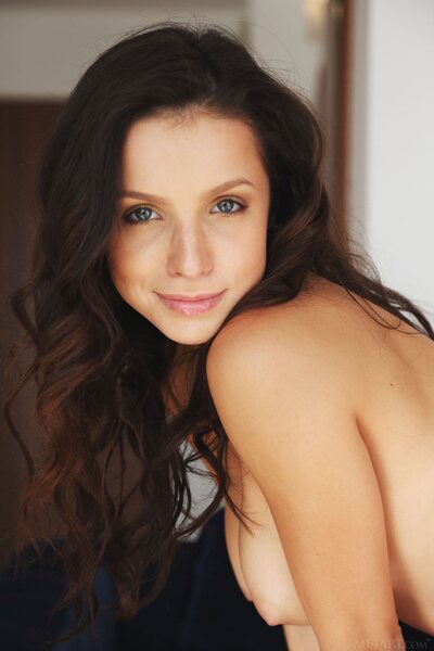 Lovely Gillian B nude - photo 09