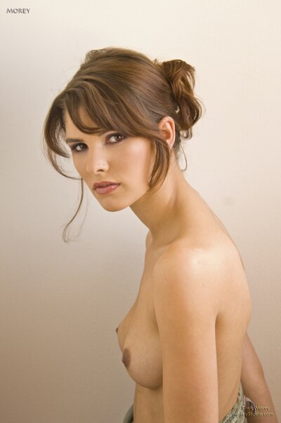 Demi A by Morey Studio - photo 01