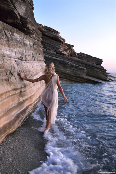 Cara Mell Aphrodite By MPL Studios - photo 04