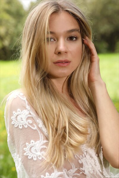 Stefani Magical Nature By MPL Studios - photo 12