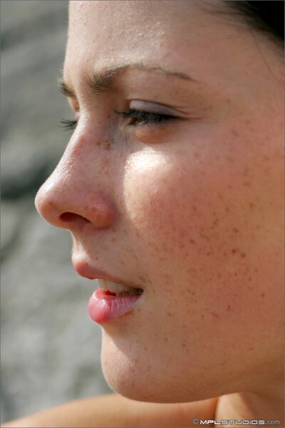Lucie The Embankment By MPL Studios - photo 05