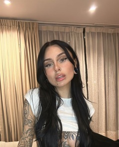Bunnie Isabella OnlyFans