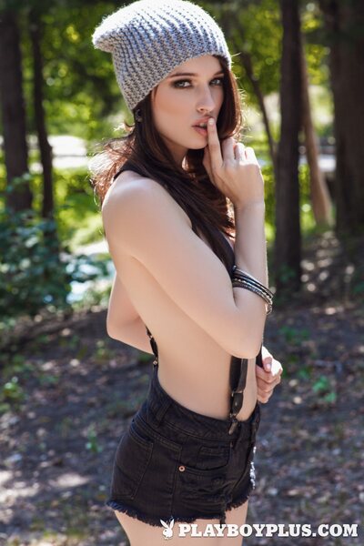 Caitlin McSwain Outdoor Nude By Playboy - photo 02