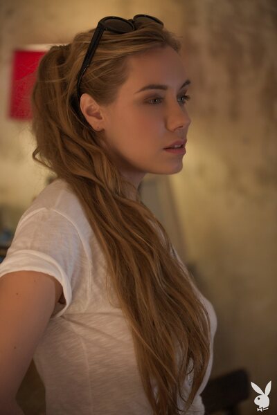 Stefani Kovalyova Bring Me Love By Playboy - photo 03