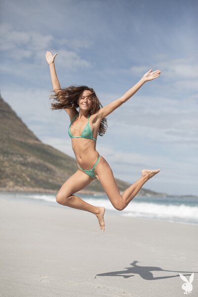 Katya Clover Sea Breeze By Playboy - photo 02