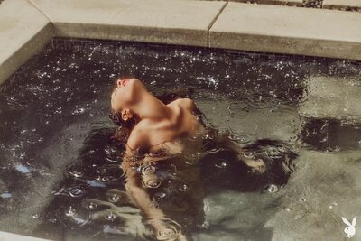 Genevieve Liberte Radiant Waters By Playboy - photo 05