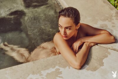 Genevieve Liberte Radiant Waters By Playboy - photo 07