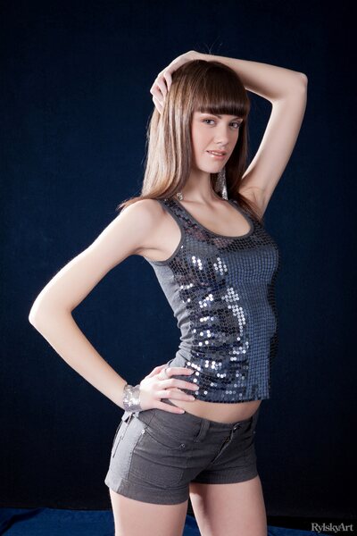 Candy Rose Shorti By Rylsky Art - photo 00