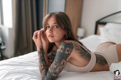 Valeriya Hot Morning In Georgia By Suicide Girls - photo 01