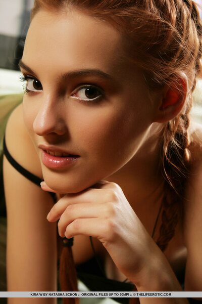 Sensual Kira W - photo 13