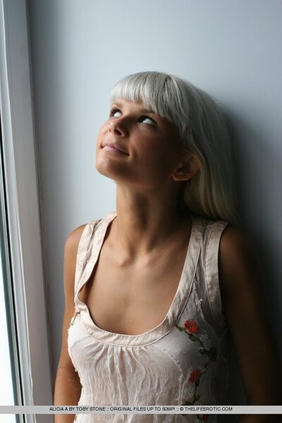 Alicia A Platinum - photo 11