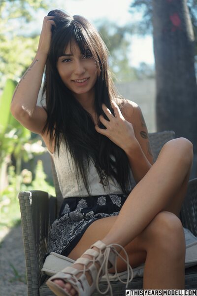 Test Shoot With Taylor Choe By This Years Model - photo 02