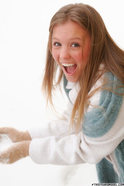 Dawson Miller Snow Flashing By This Years Model - photo 01